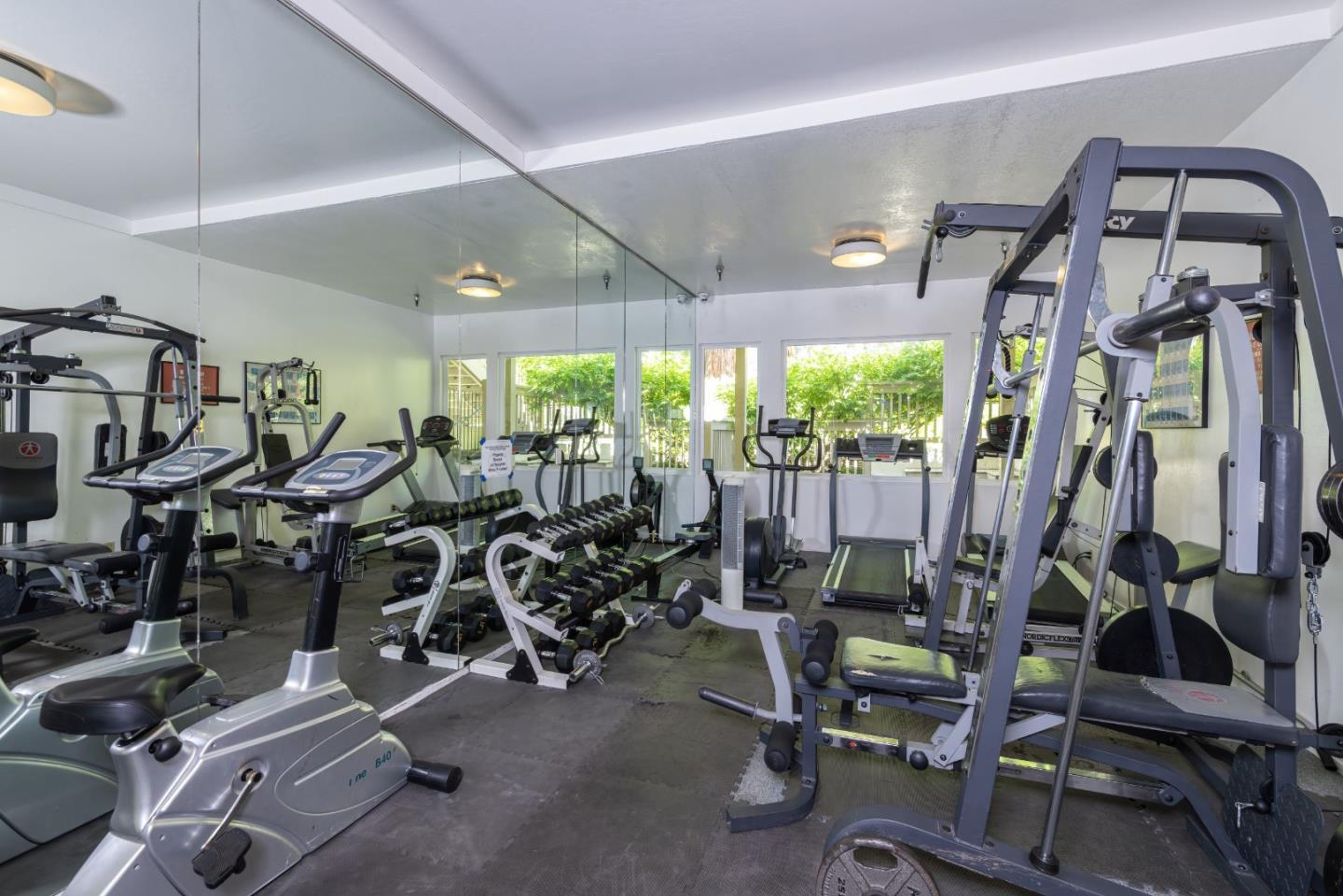 Detail Gallery Image 16 of 29 For 19113 Vineyard Ln, Saratoga,  CA 95070 - 1 Beds | 1 Baths