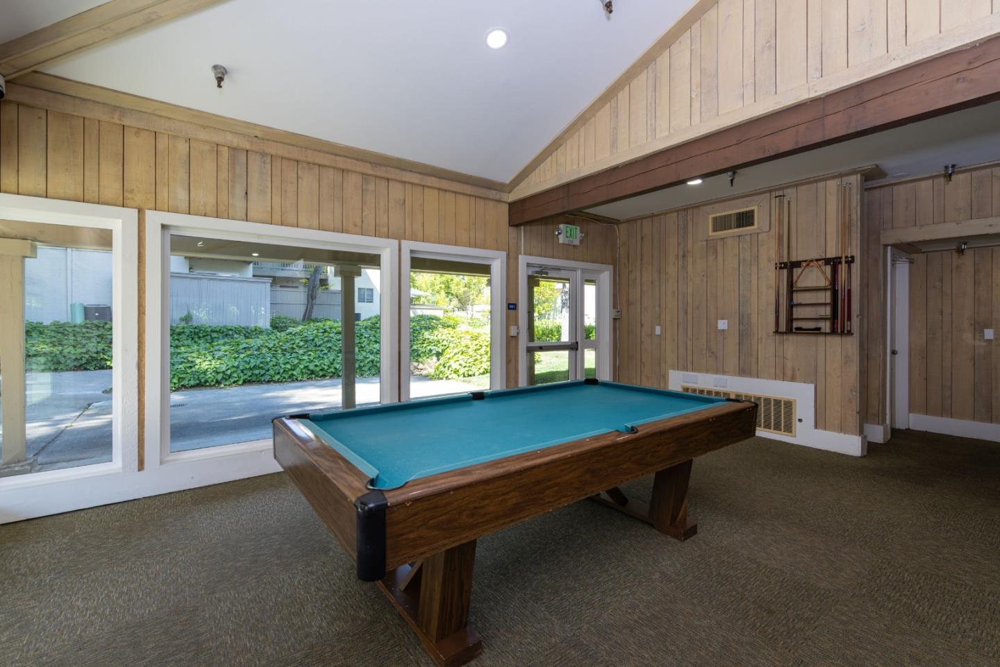 Detail Gallery Image 18 of 29 For 19113 Vineyard Ln, Saratoga,  CA 95070 - 1 Beds | 1 Baths