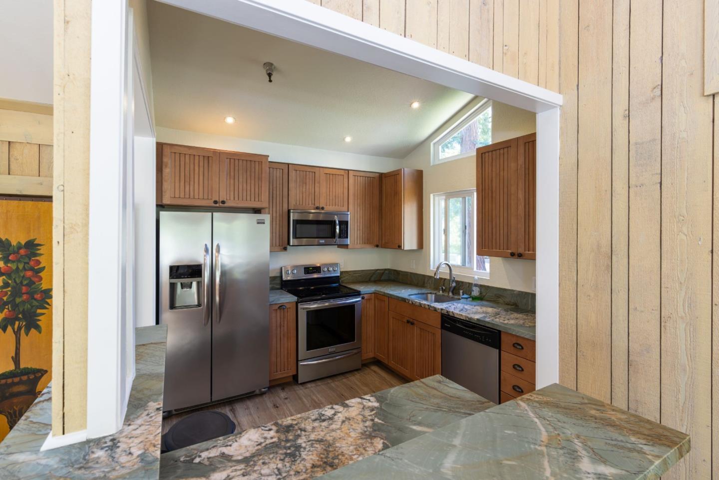 Detail Gallery Image 20 of 29 For 19113 Vineyard Ln, Saratoga,  CA 95070 - 1 Beds | 1 Baths