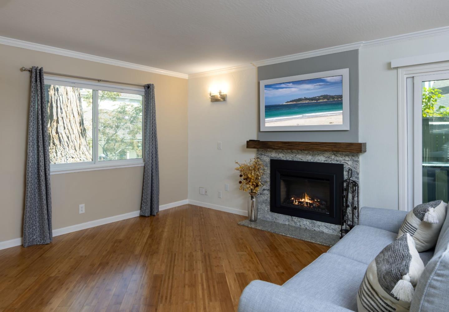 Detail Gallery Image 7 of 29 For 19113 Vineyard Ln, Saratoga,  CA 95070 - 1 Beds | 1 Baths
