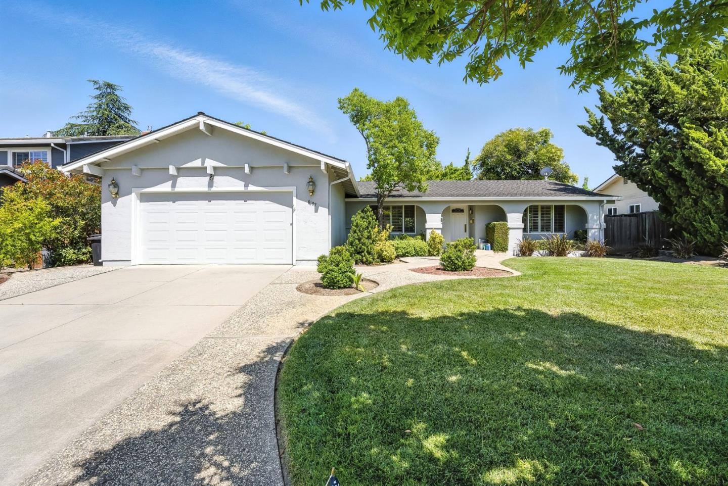 Detail Gallery Image 2 of 38 For 6182 Calle Del Conejo, San Jose,  CA 95120 - 3 Beds | 2 Baths