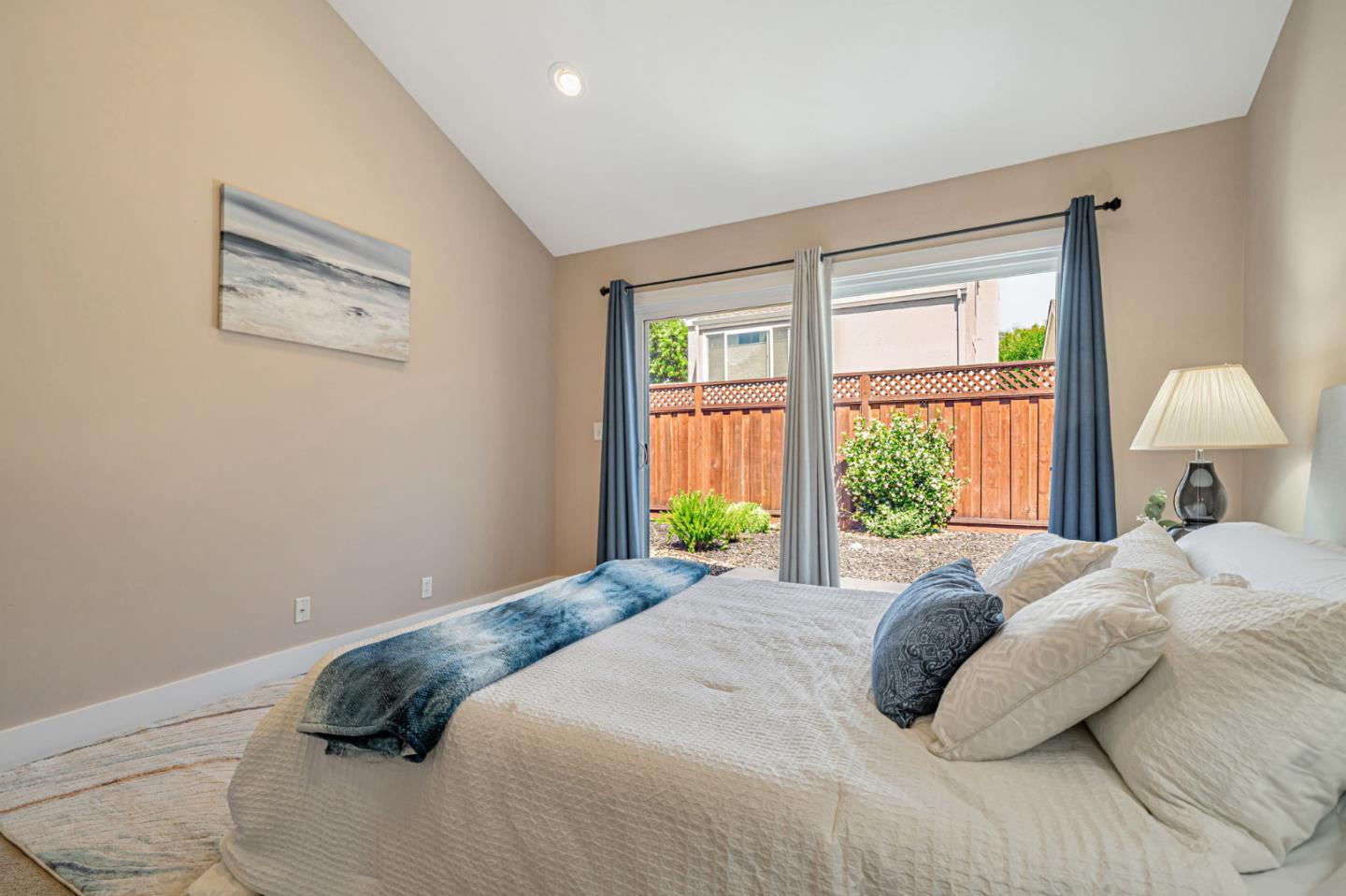 Detail Gallery Image 15 of 26 For 353 Meadowood Cir, San Ramon,  CA 94583 - 3 Beds | 2 Baths