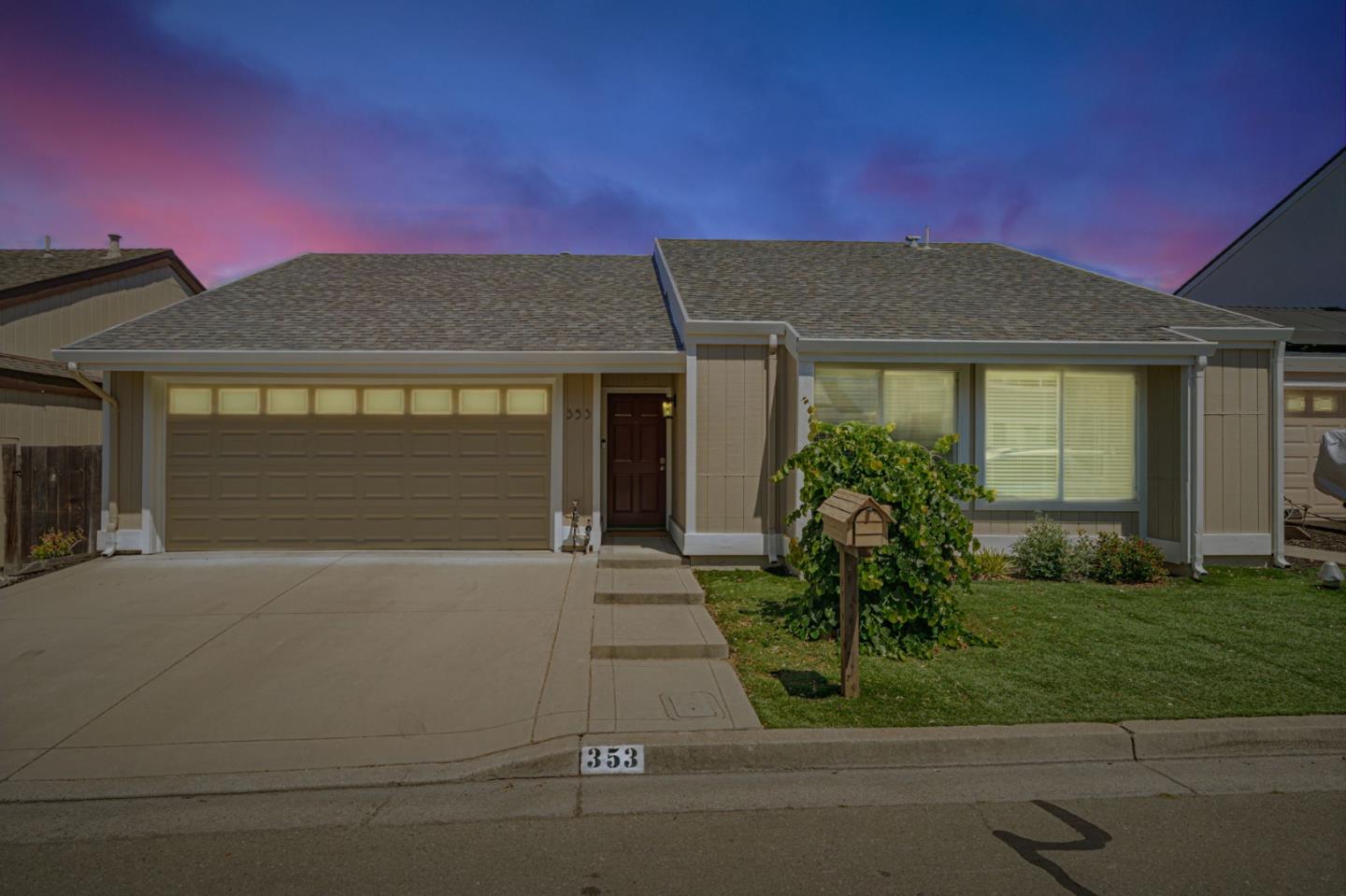 Detail Gallery Image 26 of 26 For 353 Meadowood Cir, San Ramon,  CA 94583 - 3 Beds | 2 Baths