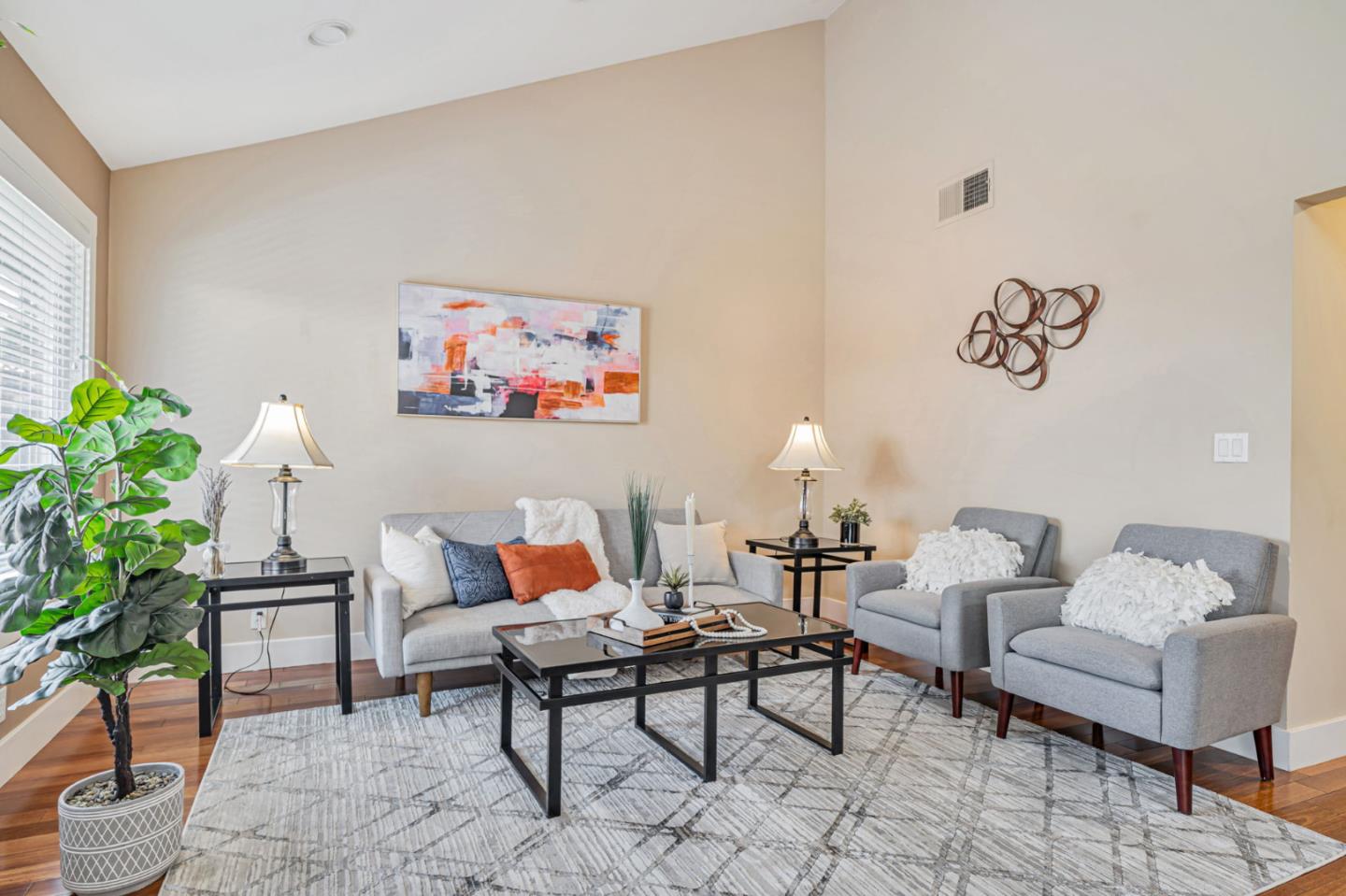 Detail Gallery Image 7 of 26 For 353 Meadowood Cir, San Ramon,  CA 94583 - 3 Beds | 2 Baths