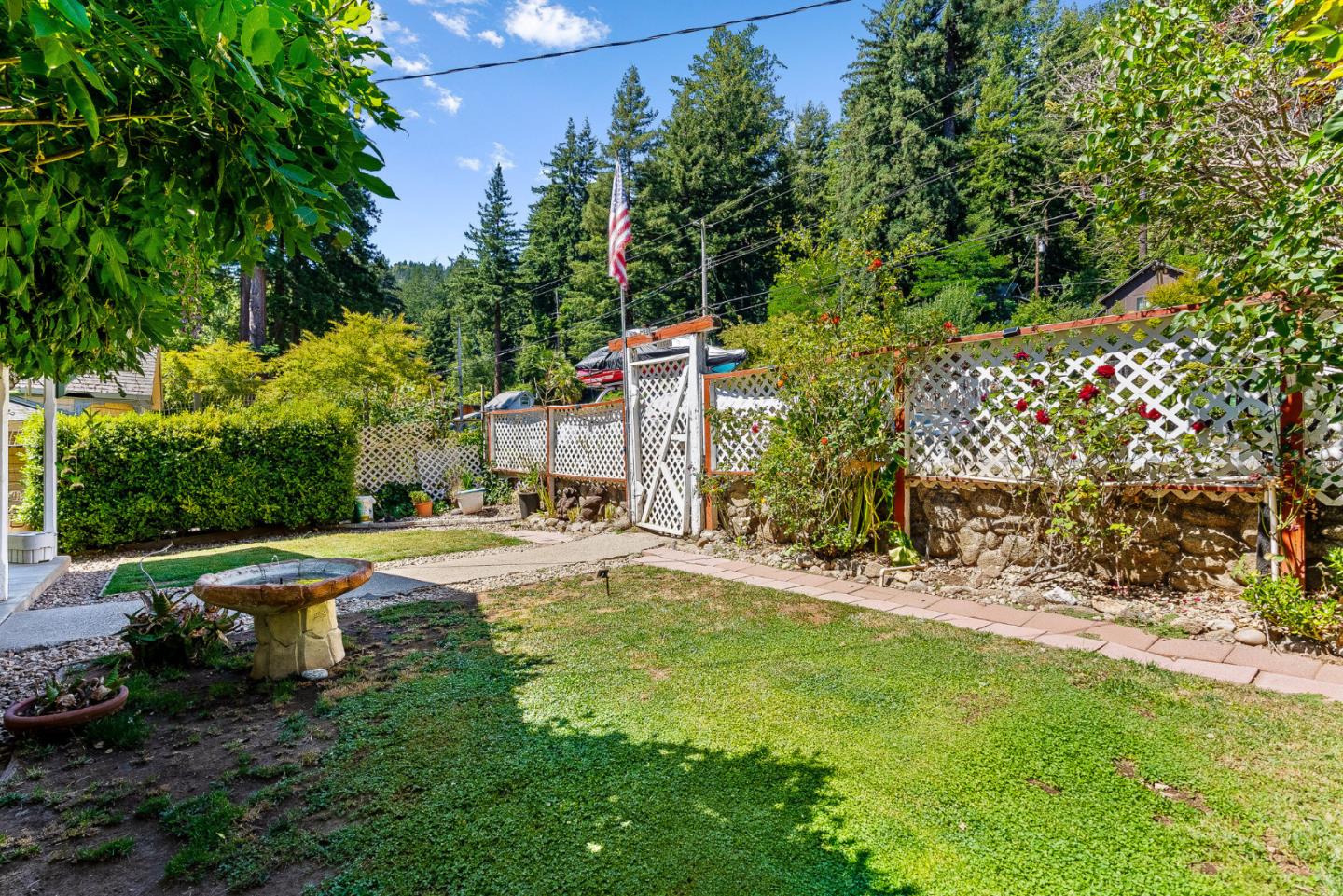Detail Gallery Image 5 of 35 For 12800 Boulder St, Boulder Creek,  CA 95006 - 3 Beds | 2 Baths
