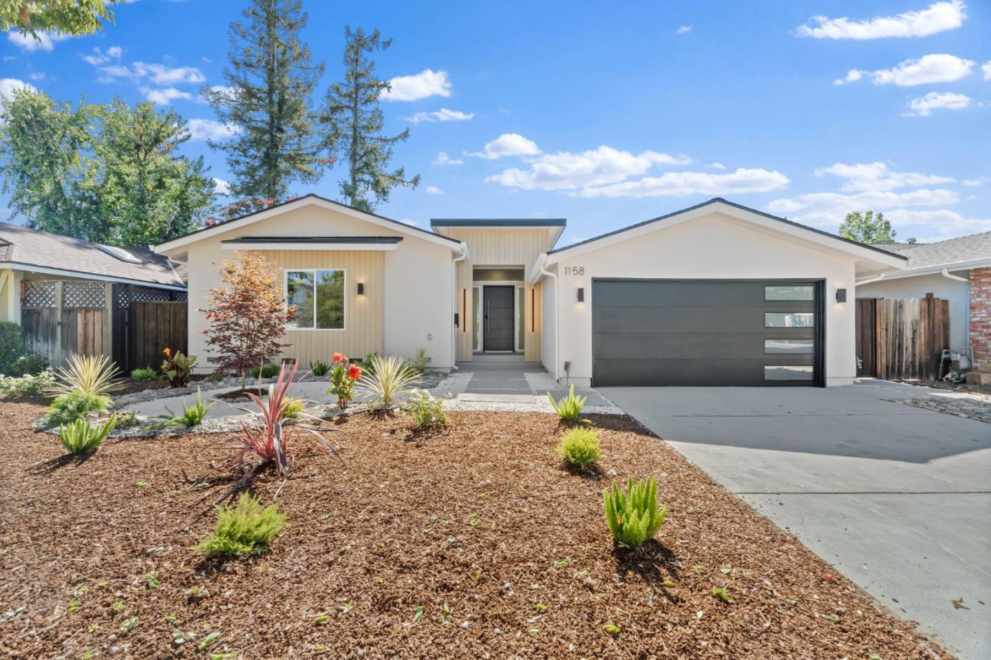 Detail Gallery Image 2 of 47 For 1158 Lockhaven Way, San Jose,  CA 95129 - 4 Beds | 3 Baths