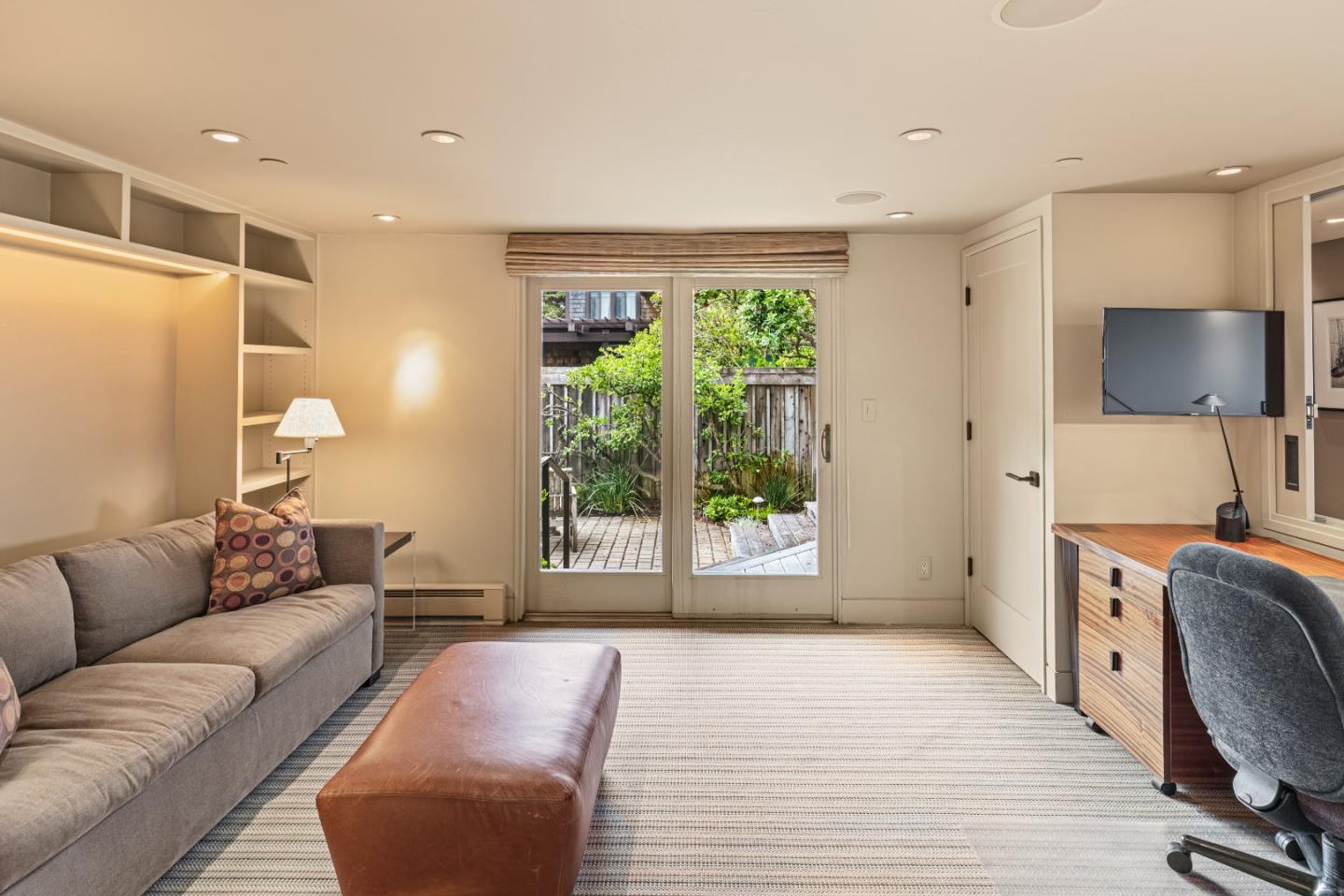 Detail Gallery Image 16 of 31 For 188 Monterey Dunes Way, Moss Landing,  CA 95039 - 2 Beds | 2 Baths