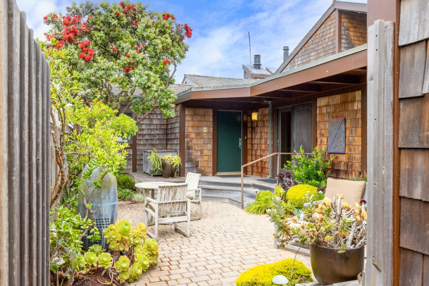 Detail Gallery Image 2 of 31 For 188 Monterey Dunes Way, Moss Landing,  CA 95039 - 2 Beds | 2 Baths