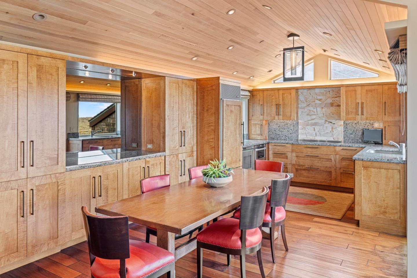 Detail Gallery Image 6 of 31 For 188 Monterey Dunes Way, Moss Landing,  CA 95039 - 2 Beds | 2 Baths