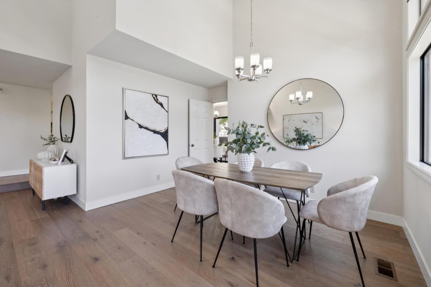 Detail Gallery Image 12 of 59 For 1669 Toyon Ct, San Mateo,  CA 94403 - 3 Beds | 2/1 Baths