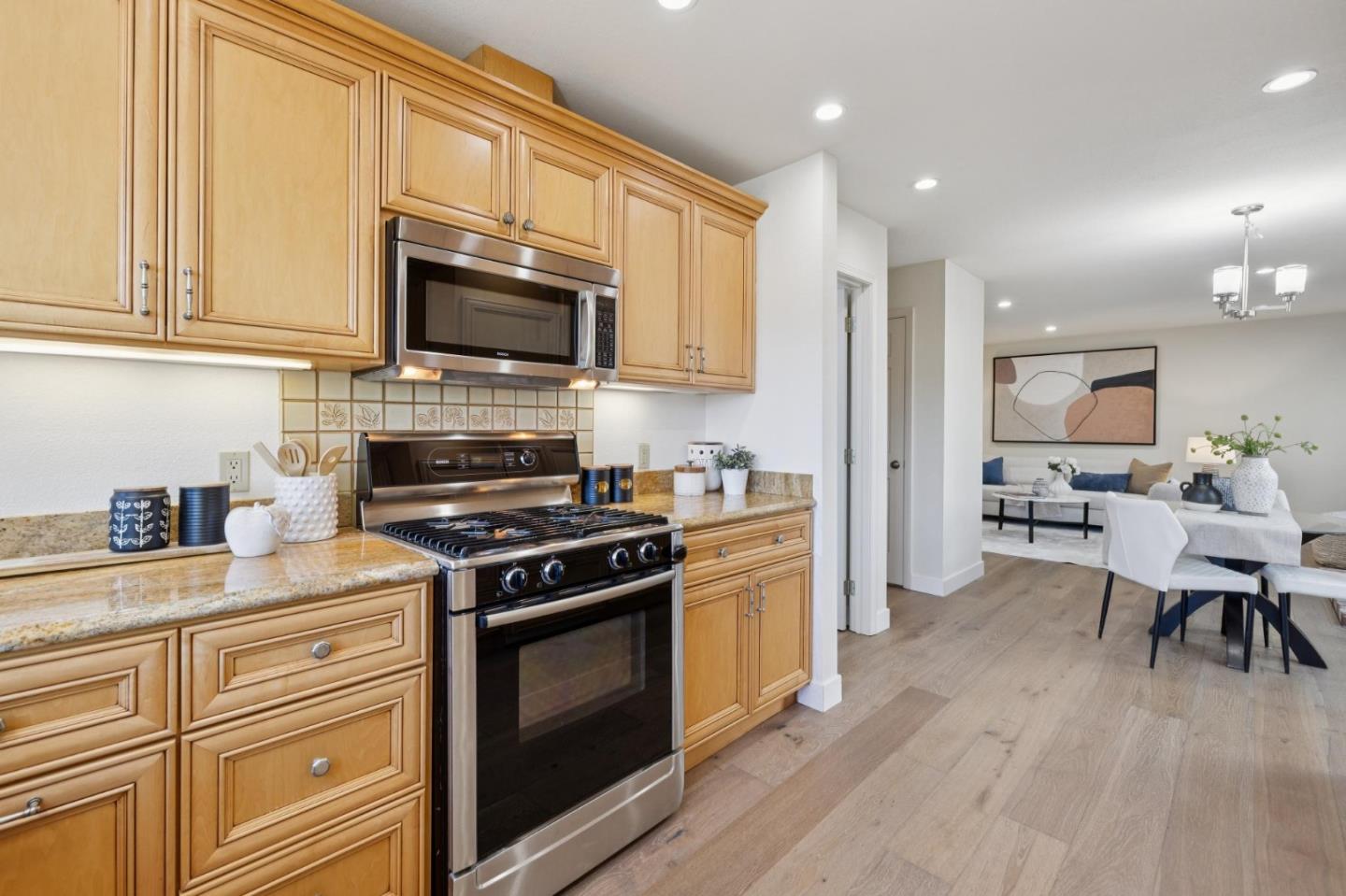 Detail Gallery Image 17 of 59 For 1669 Toyon Ct, San Mateo,  CA 94403 - 3 Beds | 2/1 Baths