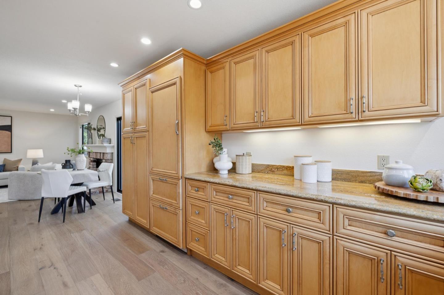 Detail Gallery Image 18 of 59 For 1669 Toyon Ct, San Mateo,  CA 94403 - 3 Beds | 2/1 Baths