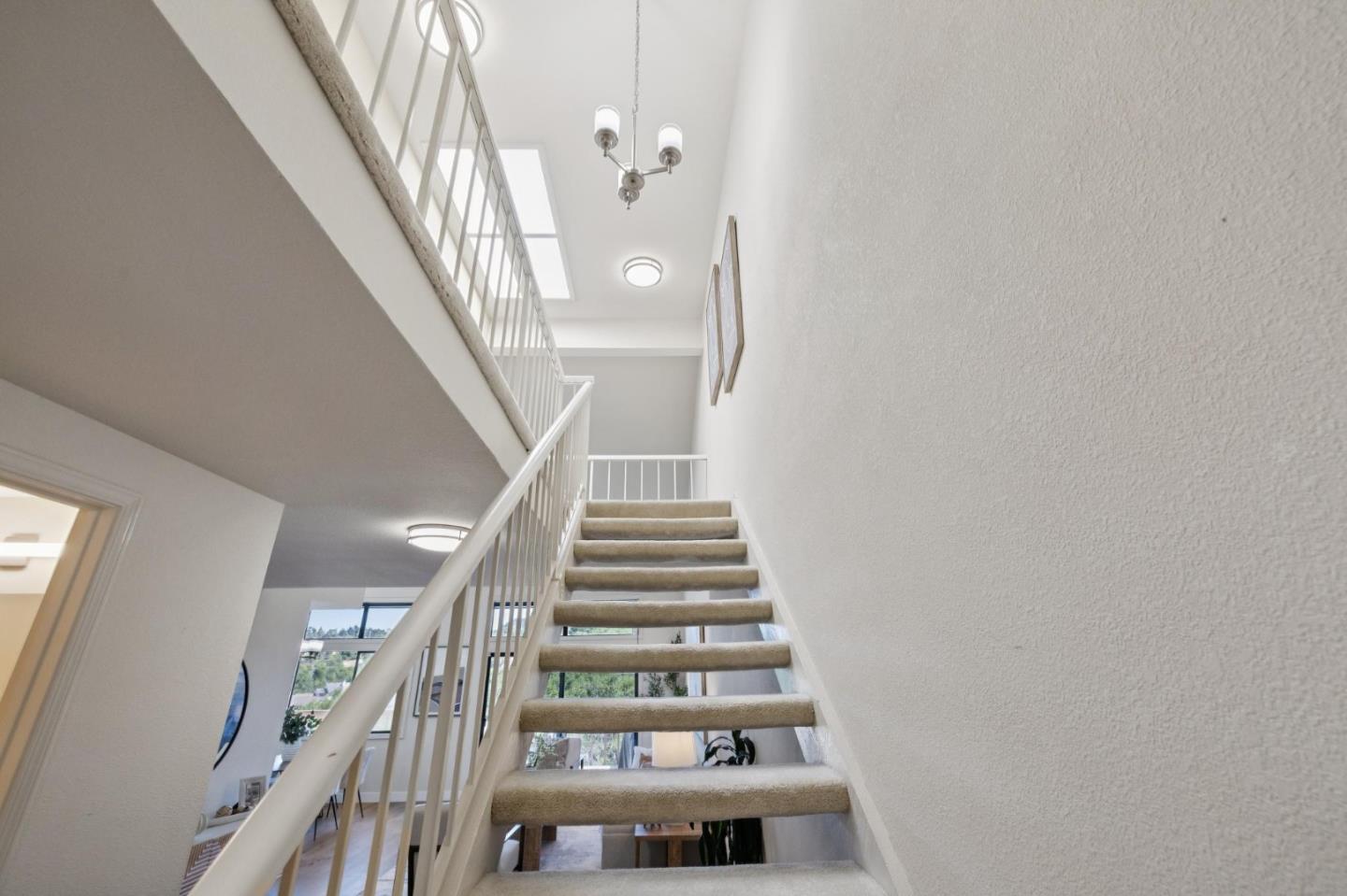 Detail Gallery Image 25 of 59 For 1669 Toyon Ct, San Mateo,  CA 94403 - 3 Beds | 2/1 Baths