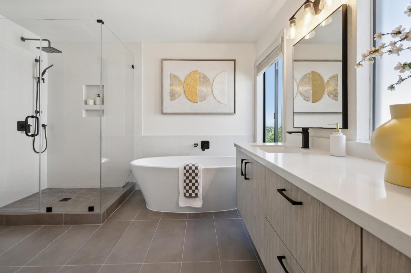 Detail Gallery Image 37 of 59 For 1669 Toyon Ct, San Mateo,  CA 94403 - 3 Beds | 2/1 Baths