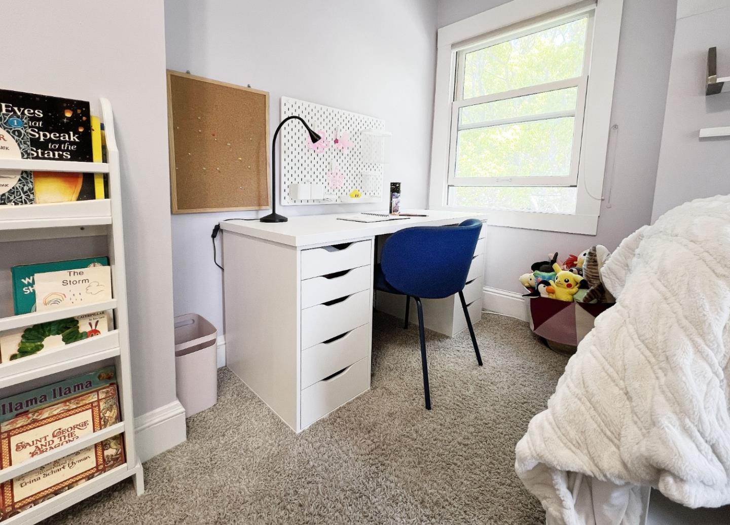 Detail Gallery Image 14 of 26 For 1812 Sanchez Ave, Burlingame,  CA 94010 - 3 Beds | 2/1 Baths