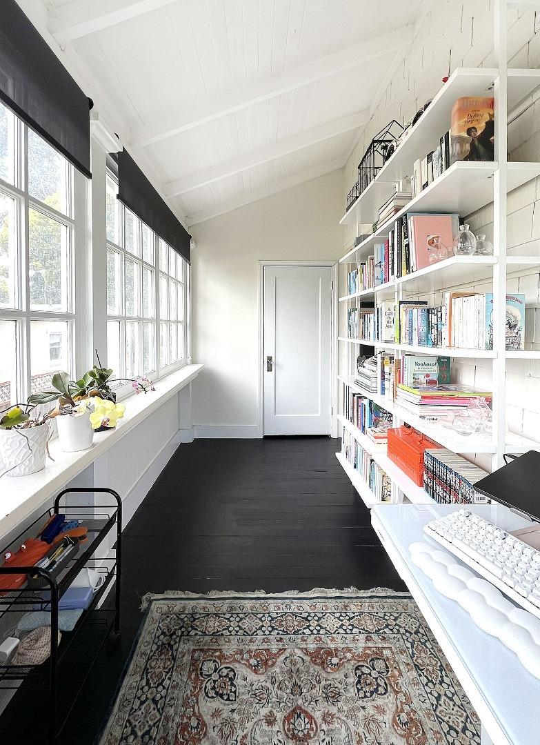 Detail Gallery Image 22 of 26 For 1812 Sanchez Ave, Burlingame,  CA 94010 - 3 Beds | 2/1 Baths