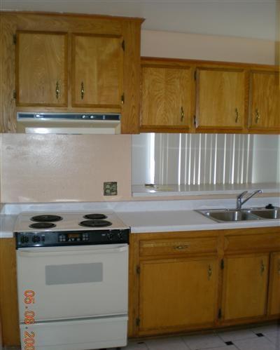 Detail Gallery Image 4 of 9 For 1930 Louisiana St, Vallejo,  CA 94590 - 2 Beds | 1 Baths