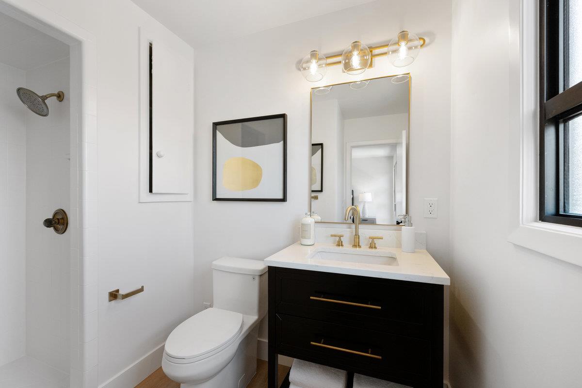 Detail Gallery Image 10 of 19 For 221 Rainier Ave, South San Francisco,  CA 94080 - 3 Beds | 2 Baths