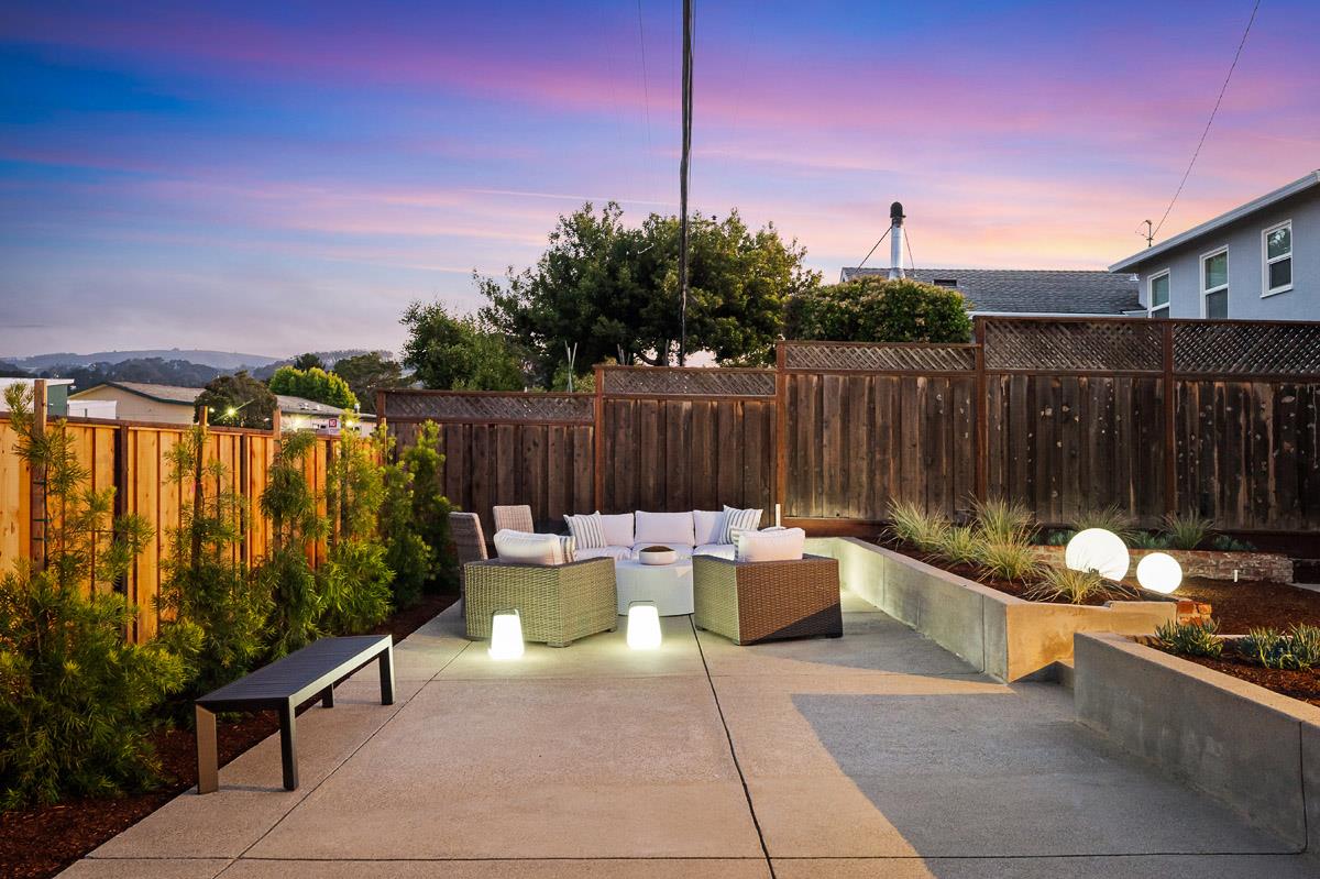 Detail Gallery Image 17 of 19 For 221 Rainier Ave, South San Francisco,  CA 94080 - 3 Beds | 2 Baths