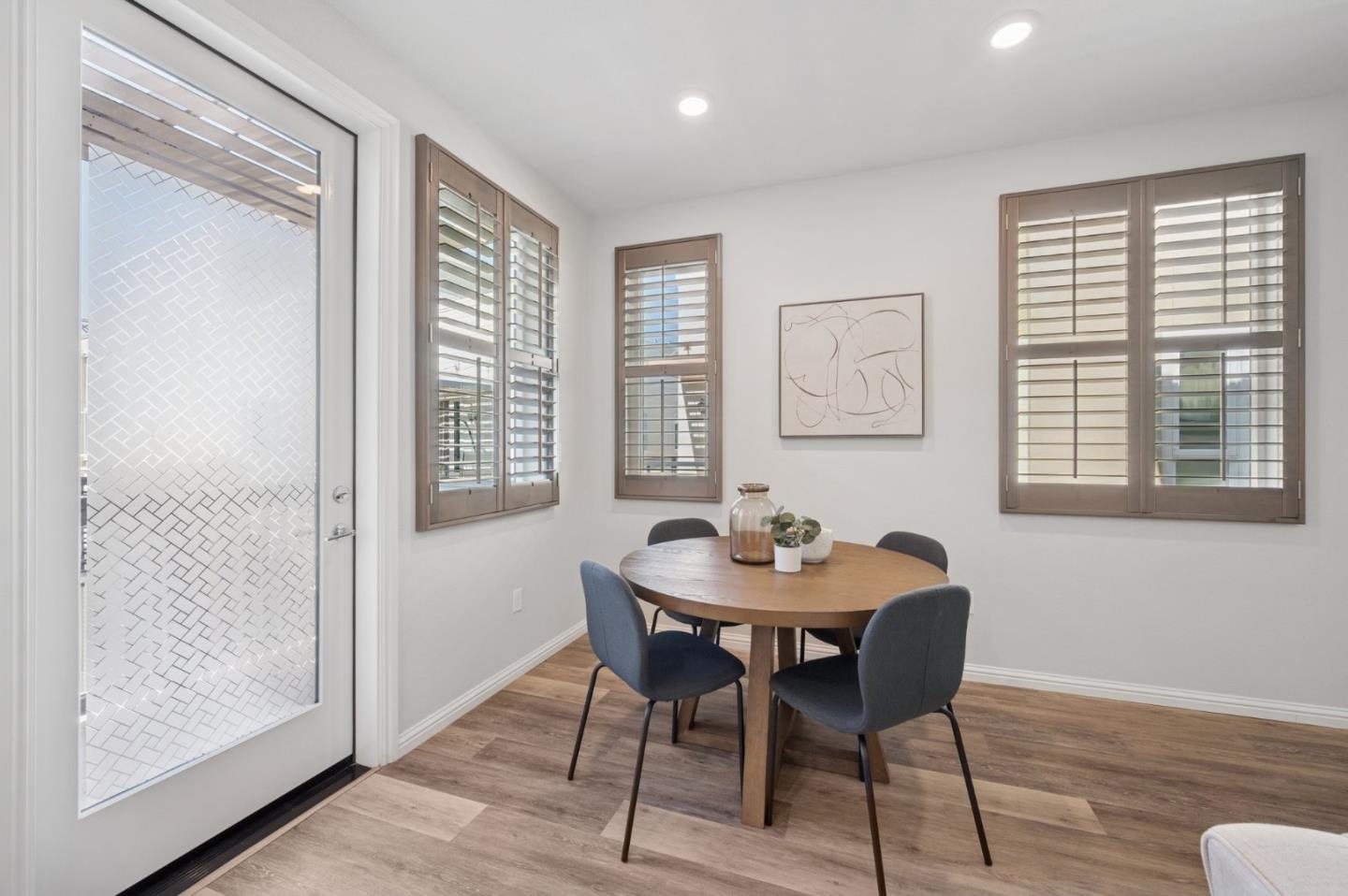 Detail Gallery Image 10 of 35 For 1452 Nightshade Rd #40,  Milpitas,  CA 95035 - 1 Beds | 2 Baths