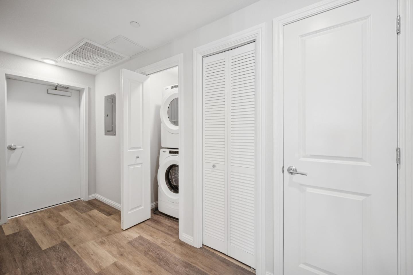Detail Gallery Image 17 of 35 For 1452 Nightshade Rd #40,  Milpitas,  CA 95035 - 1 Beds | 2 Baths