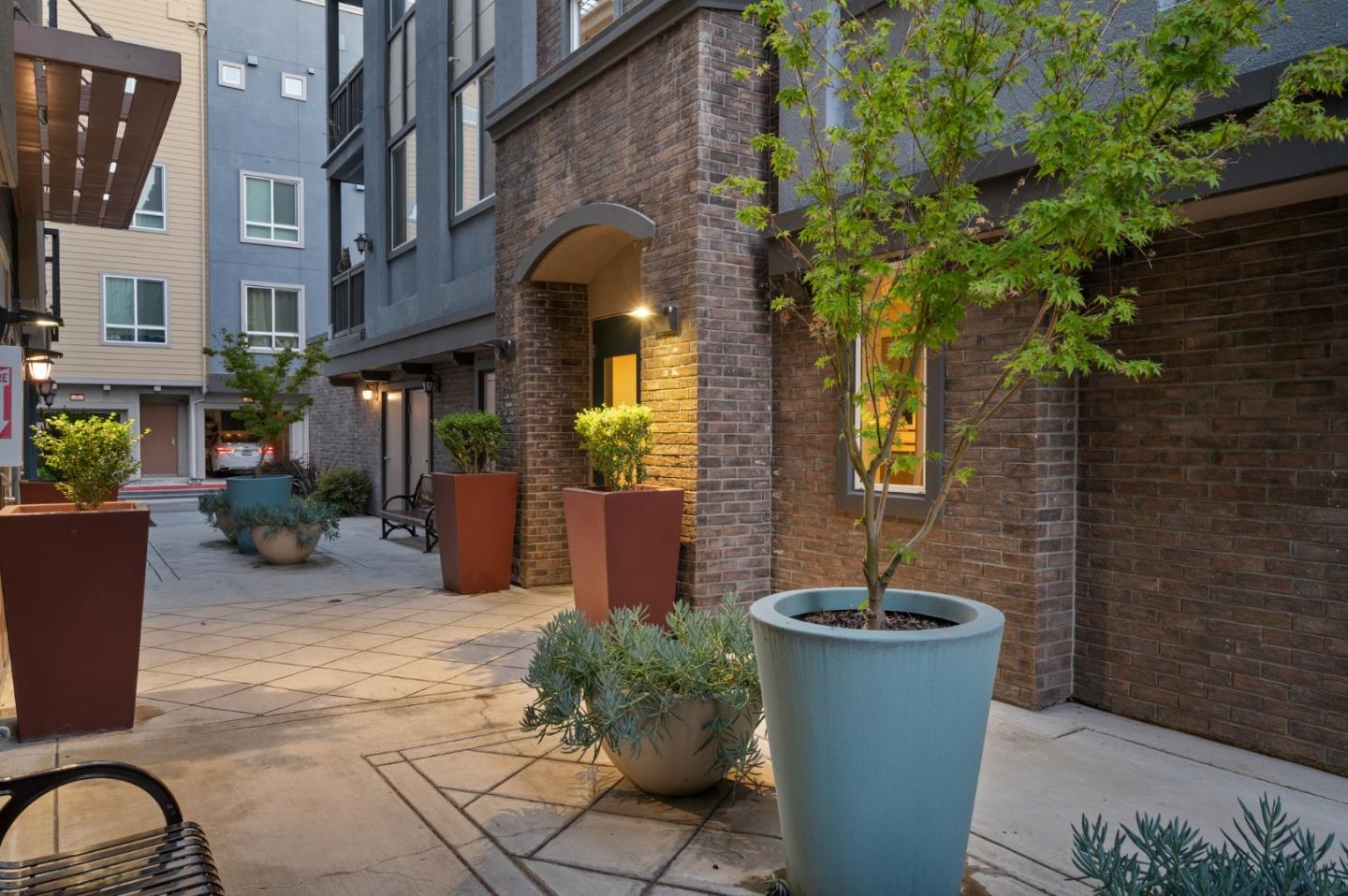 Detail Gallery Image 24 of 35 For 1452 Nightshade Rd #40,  Milpitas,  CA 95035 - 1 Beds | 2 Baths
