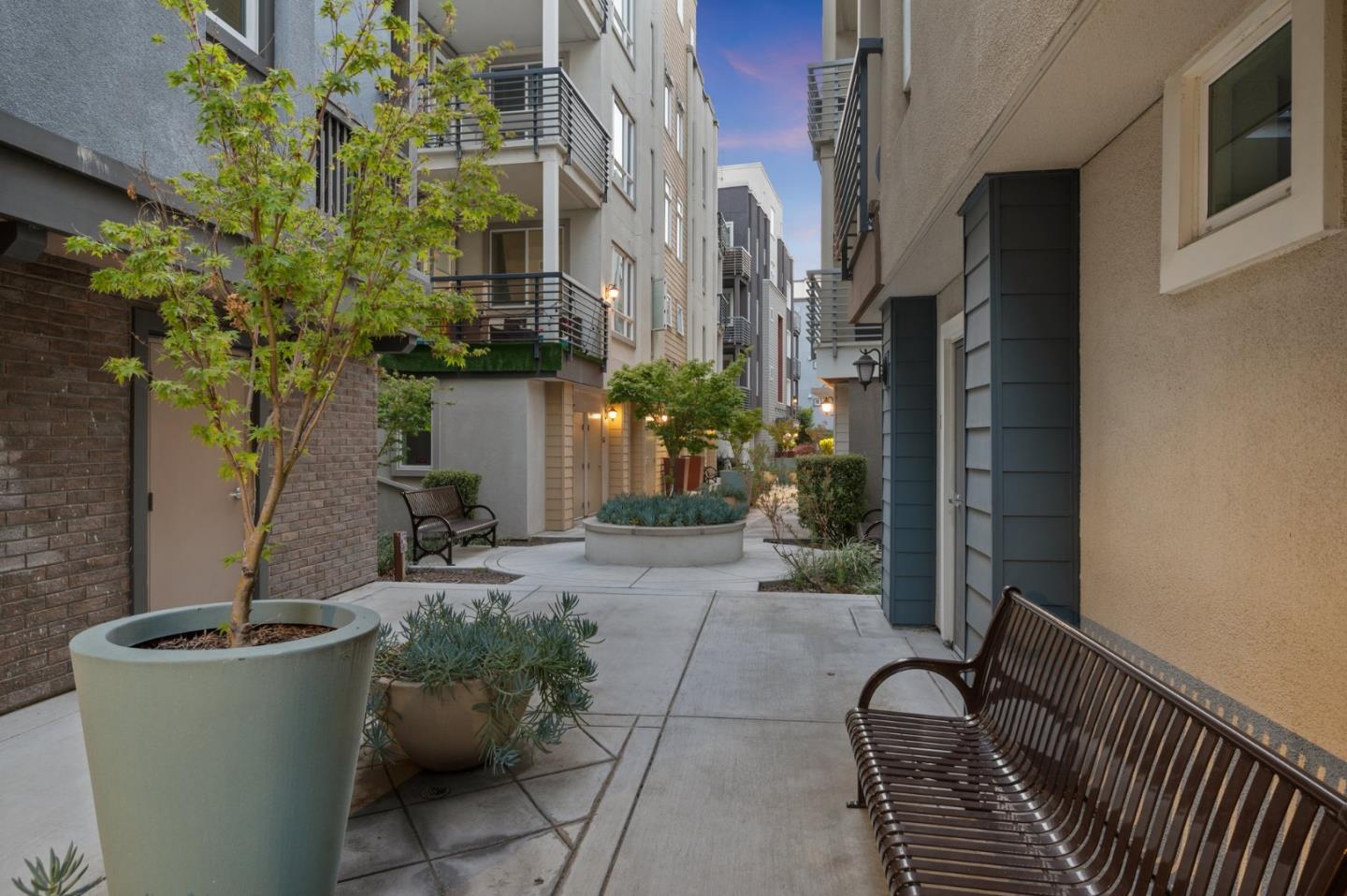 Detail Gallery Image 25 of 35 For 1452 Nightshade Rd #40,  Milpitas,  CA 95035 - 1 Beds | 2 Baths