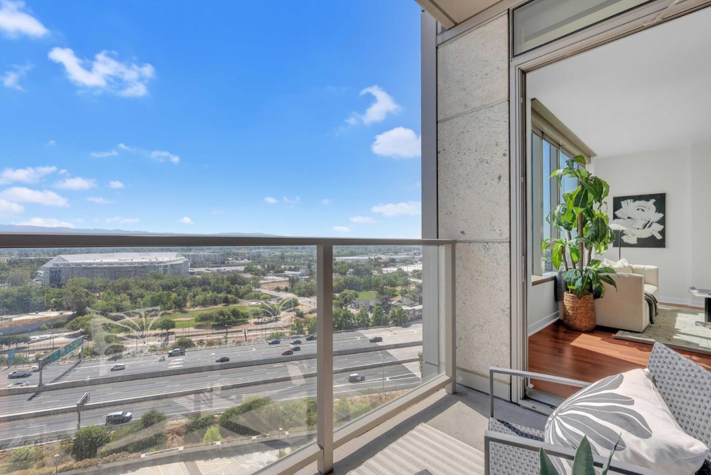 Detail Gallery Image 13 of 41 For 38 N Almaden Blvd #1707,  San Jose,  CA 95110 - 1 Beds | 1 Baths