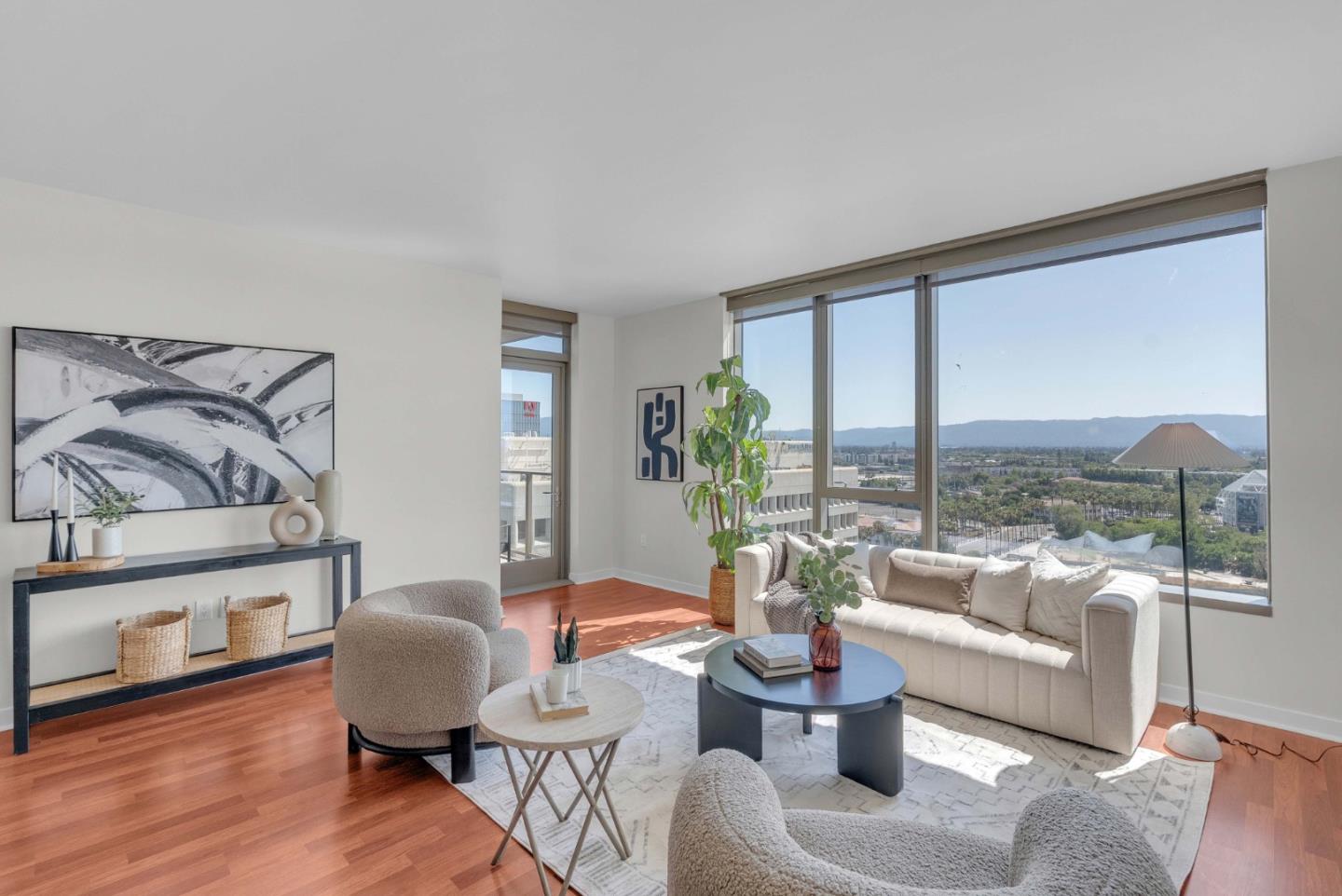 Detail Gallery Image 2 of 41 For 38 N Almaden Blvd #1707,  San Jose,  CA 95110 - 1 Beds | 1 Baths