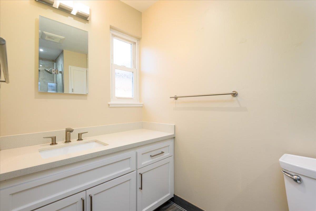 Detail Gallery Image 11 of 25 For 1118 Lafayette St, San Mateo,  CA 94403 - 4 Beds | 2 Baths