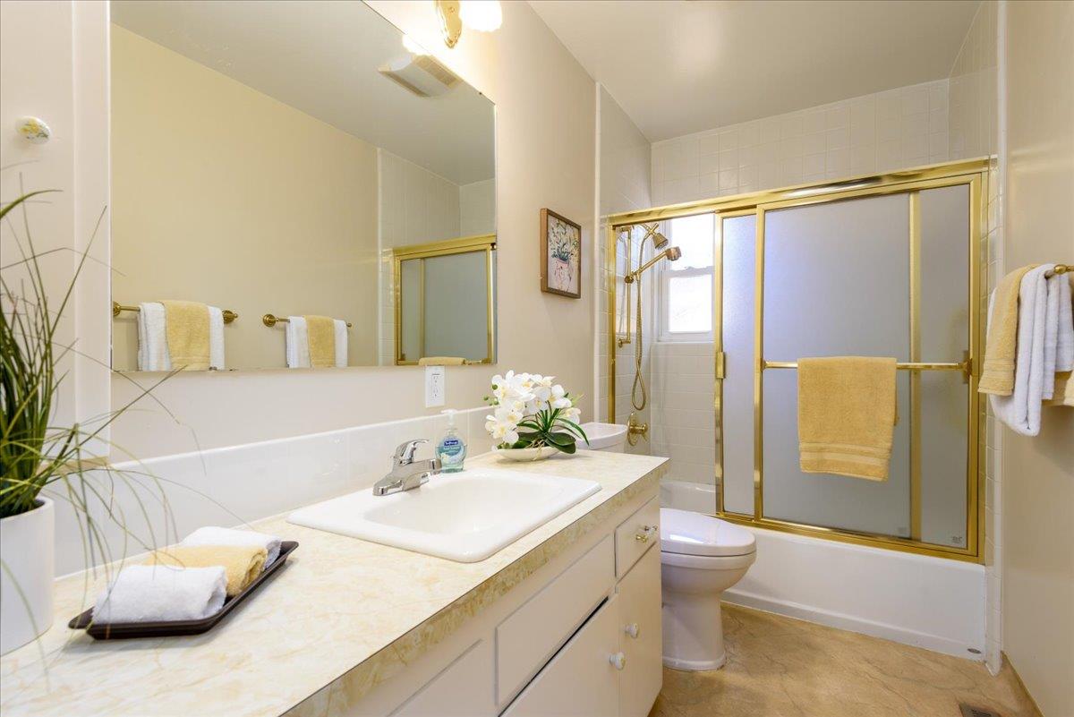 Detail Gallery Image 15 of 25 For 1118 Lafayette St, San Mateo,  CA 94403 - 4 Beds | 2 Baths