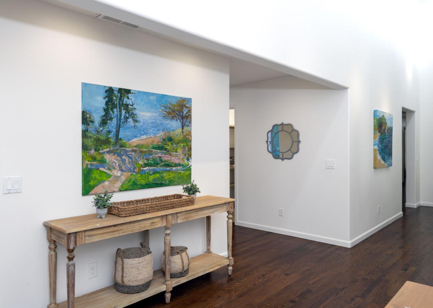 Detail Gallery Image 10 of 53 For 573 Meadow Rd, Aptos,  CA 95003 - 4 Beds | 3/1 Baths