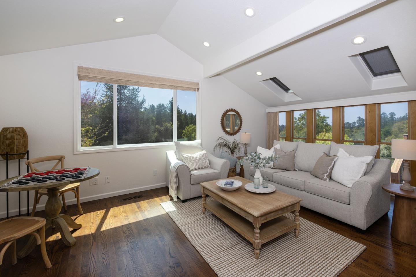Detail Gallery Image 24 of 53 For 573 Meadow Rd, Aptos,  CA 95003 - 4 Beds | 3/1 Baths