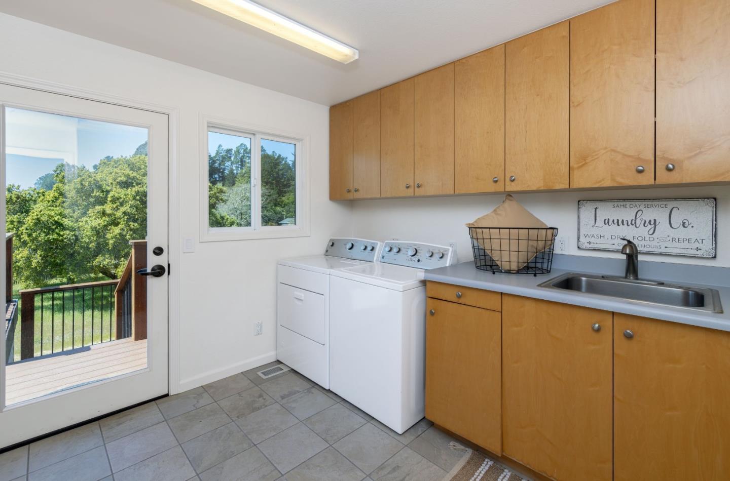 Detail Gallery Image 48 of 53 For 573 Meadow Rd, Aptos,  CA 95003 - 4 Beds | 3/1 Baths