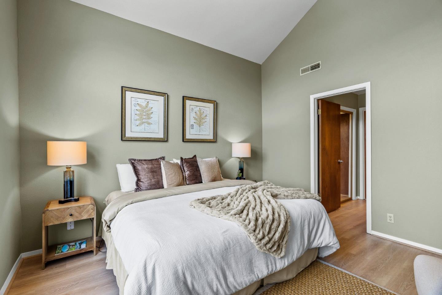 Detail Gallery Image 15 of 25 For 29 Arabian Way, Scotts Valley,  CA 95066 - 3 Beds | 2 Baths