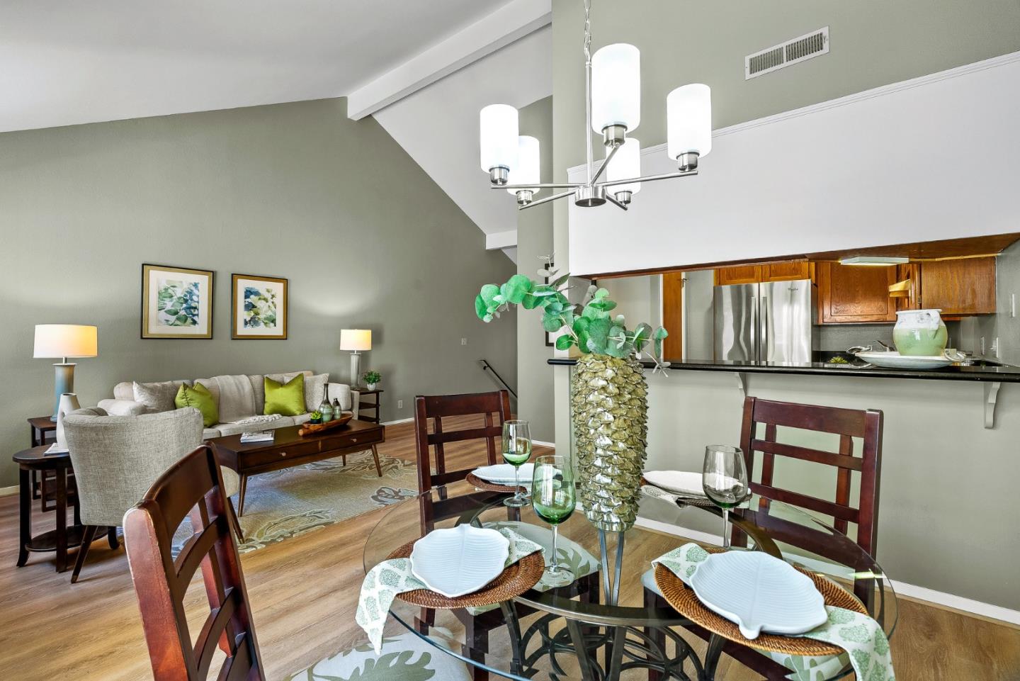 Detail Gallery Image 3 of 25 For 29 Arabian Way, Scotts Valley,  CA 95066 - 3 Beds | 2 Baths