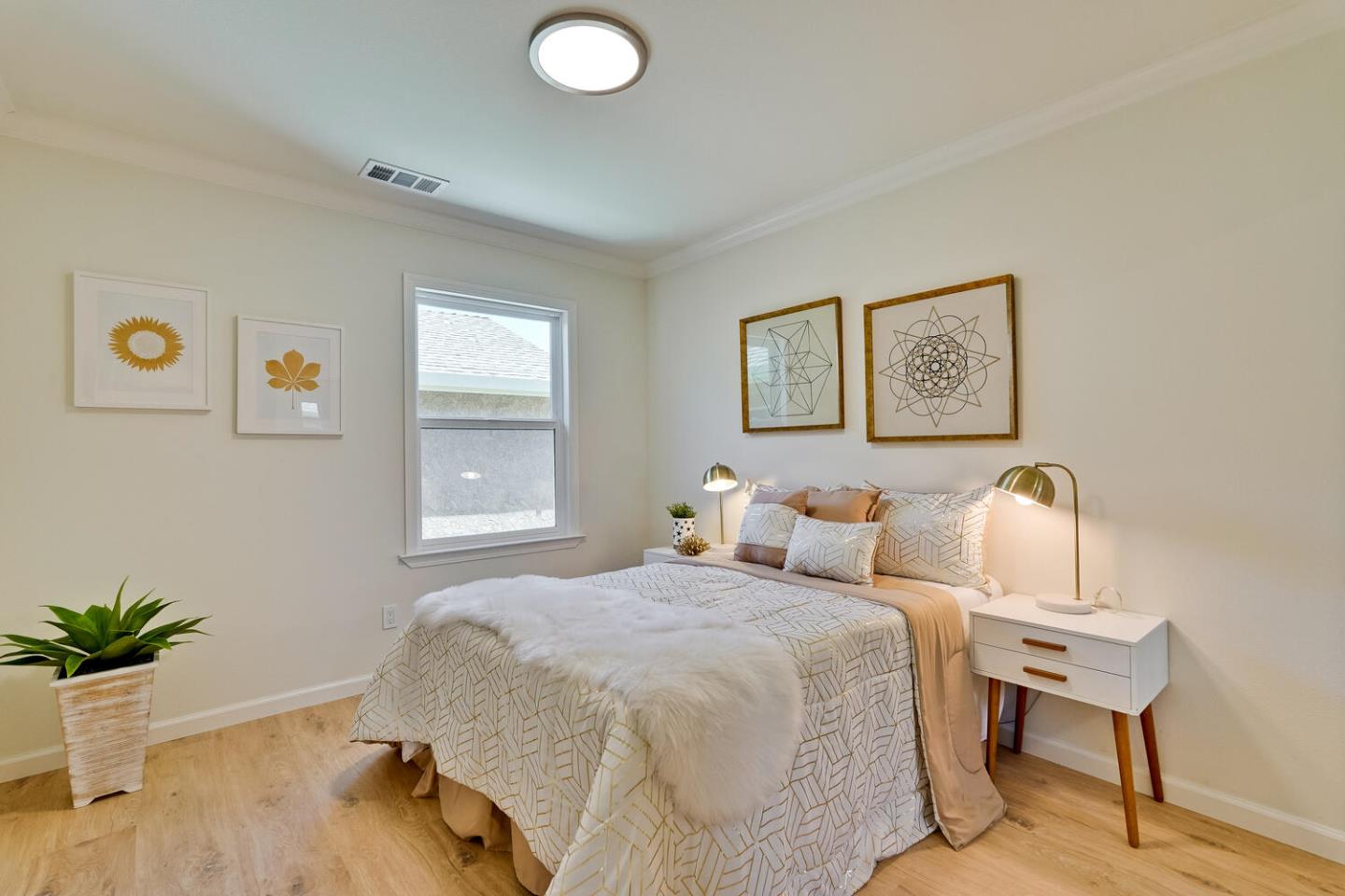 Detail Gallery Image 21 of 69 For 1247-1249 Curtner Ave, San Jose,  CA 95125 - 4 Beds | 3/1 Baths