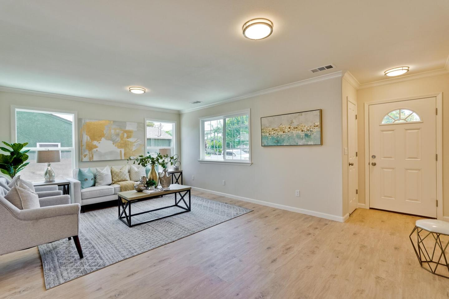Detail Gallery Image 5 of 69 For 1247-1249 Curtner Ave, San Jose,  CA 95125 - 4 Beds | 3/1 Baths