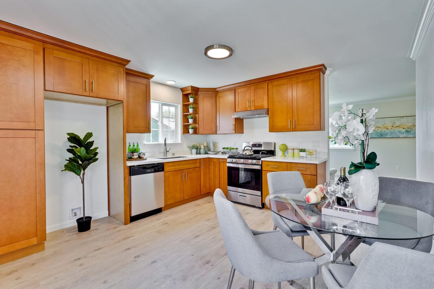 Detail Gallery Image 6 of 69 For 1247-1249 Curtner Ave, San Jose,  CA 95125 - 4 Beds | 3/1 Baths