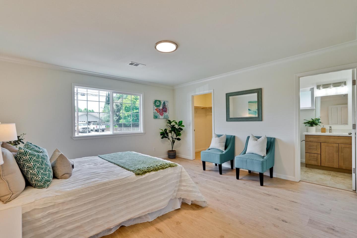 Detail Gallery Image 8 of 69 For 1247-1249 Curtner Ave, San Jose,  CA 95125 - 4 Beds | 3/1 Baths