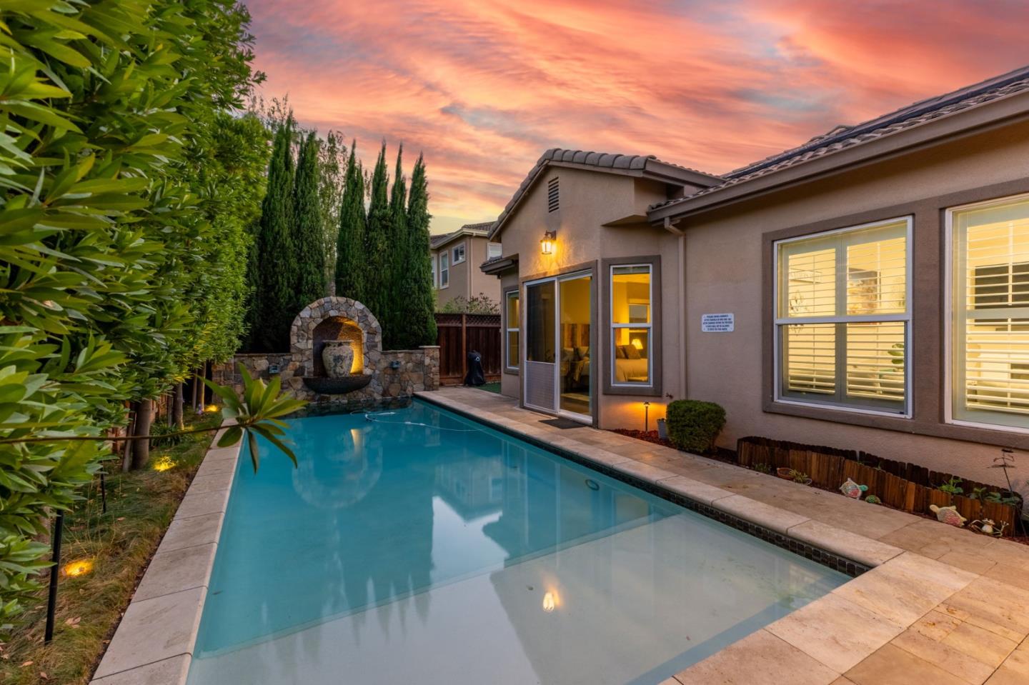 Detail Gallery Image 12 of 69 For 160 Tarragon Ave, Morgan Hill,  CA 95037 - 4 Beds | 2/1 Baths