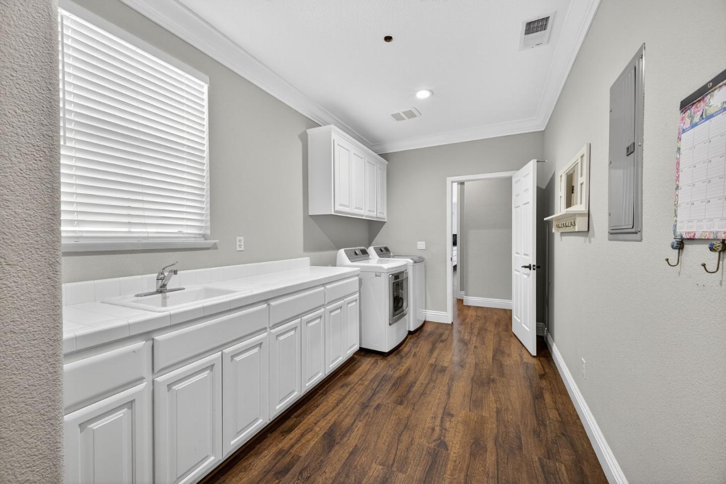 Detail Gallery Image 48 of 69 For 160 Tarragon Ave, Morgan Hill,  CA 95037 - 4 Beds | 2/1 Baths