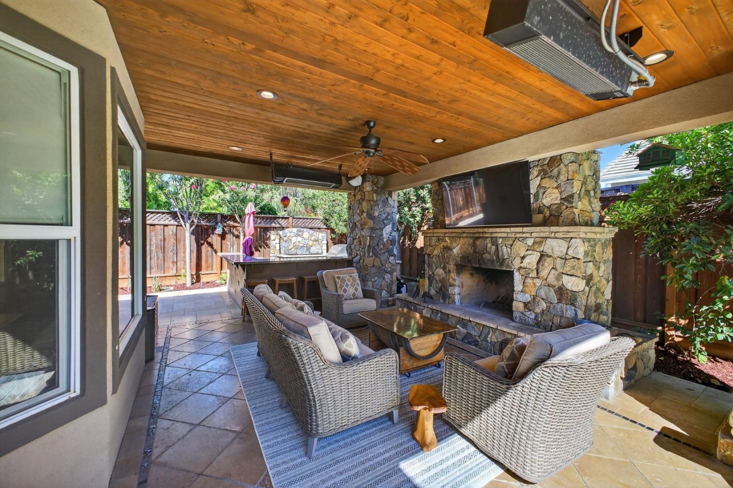 Detail Gallery Image 50 of 69 For 160 Tarragon Ave, Morgan Hill,  CA 95037 - 4 Beds | 2/1 Baths