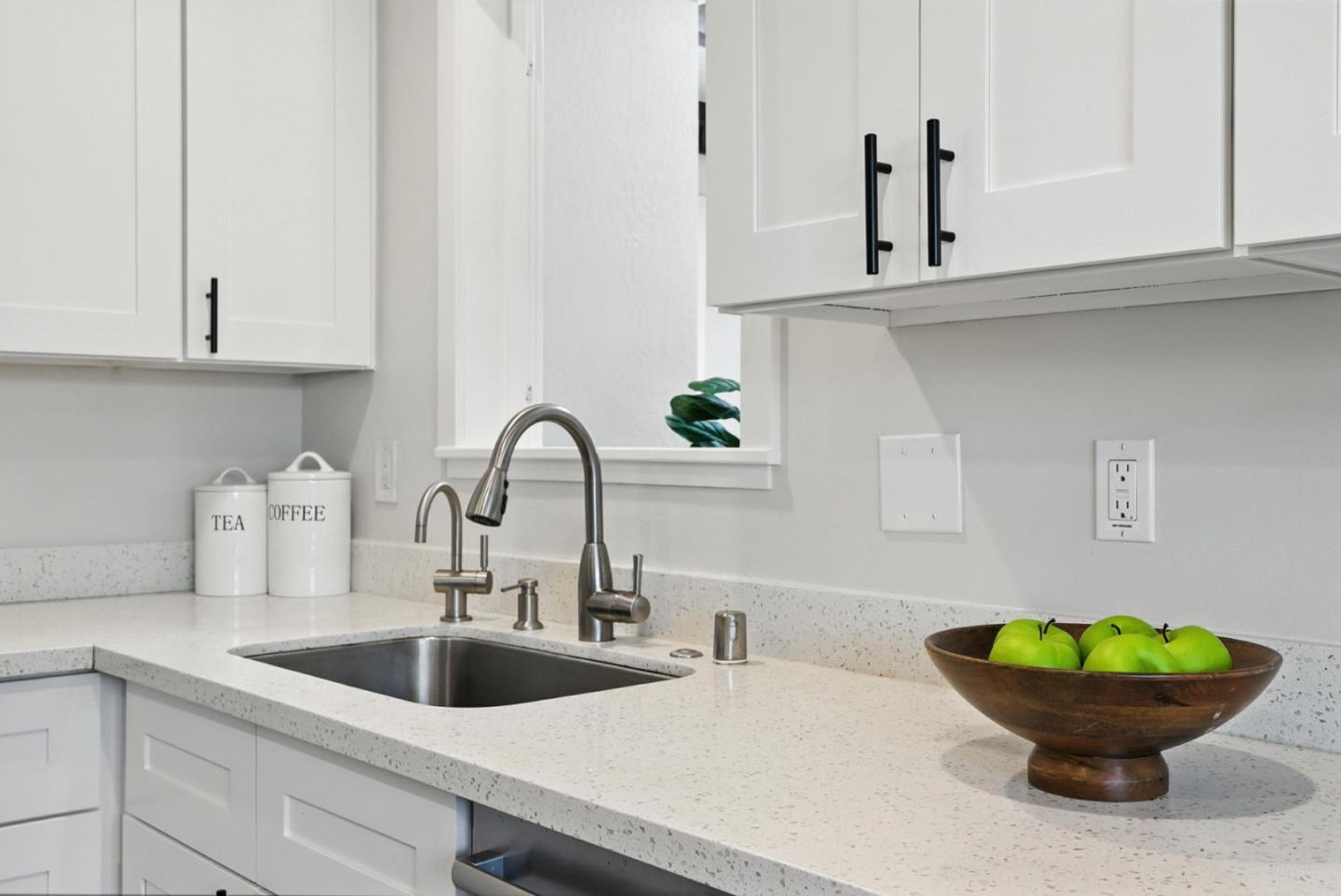 Detail Gallery Image 16 of 61 For 1787 Wyrick Ave, San Jose,  CA 95124 - 3 Beds | 2 Baths