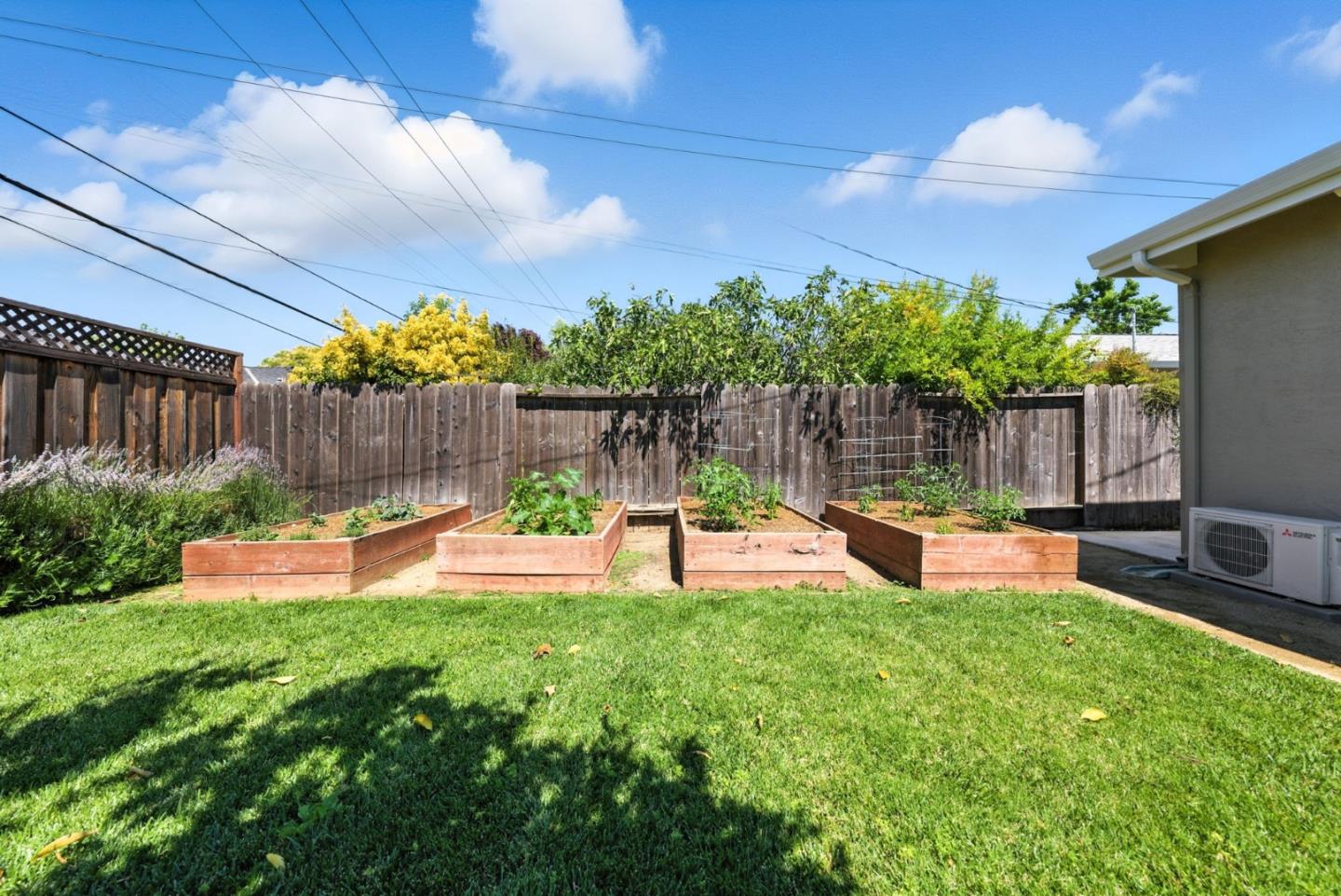 Detail Gallery Image 32 of 61 For 1787 Wyrick Ave, San Jose,  CA 95124 - 3 Beds | 2 Baths
