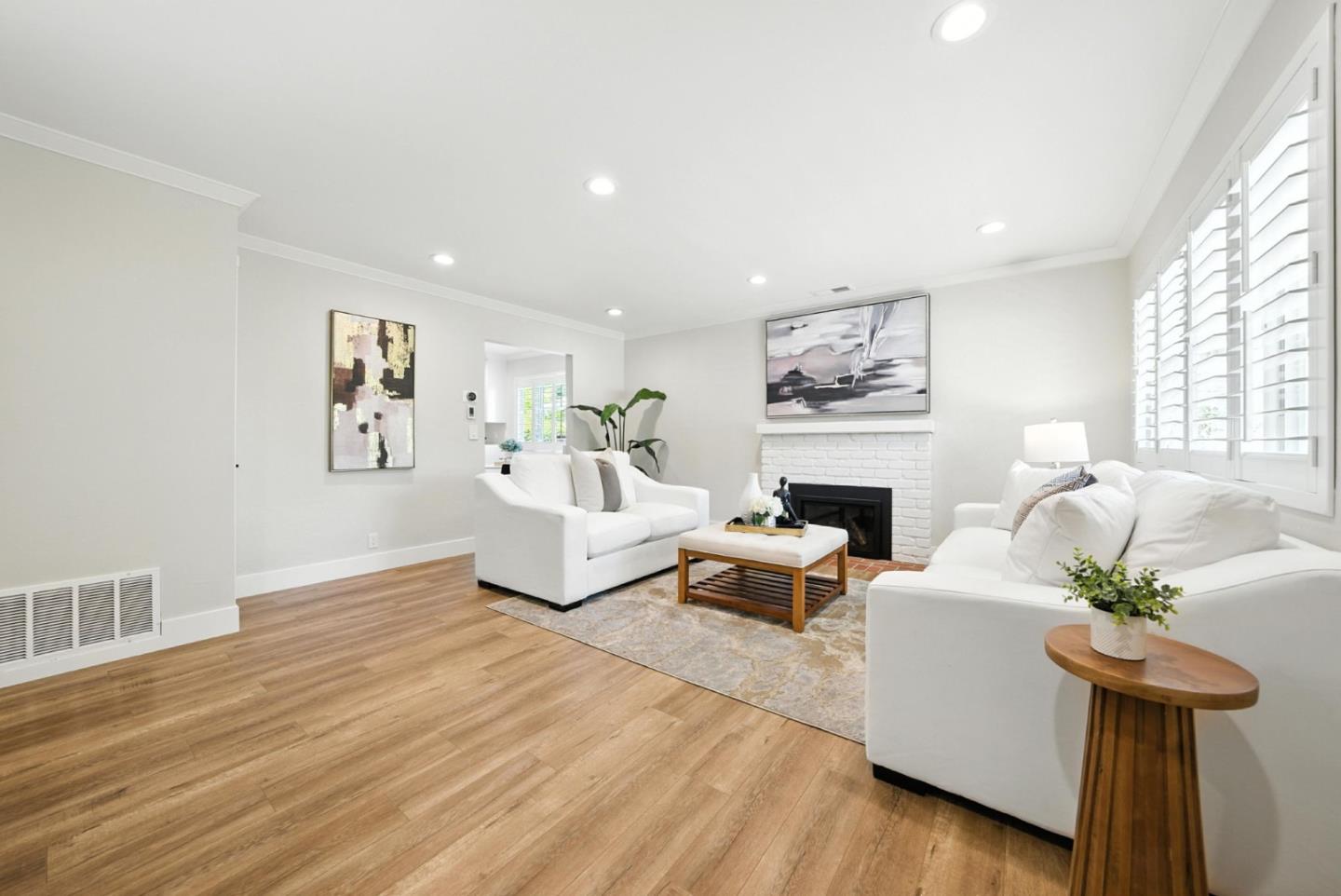 Detail Gallery Image 4 of 61 For 1787 Wyrick Ave, San Jose,  CA 95124 - 3 Beds | 2 Baths