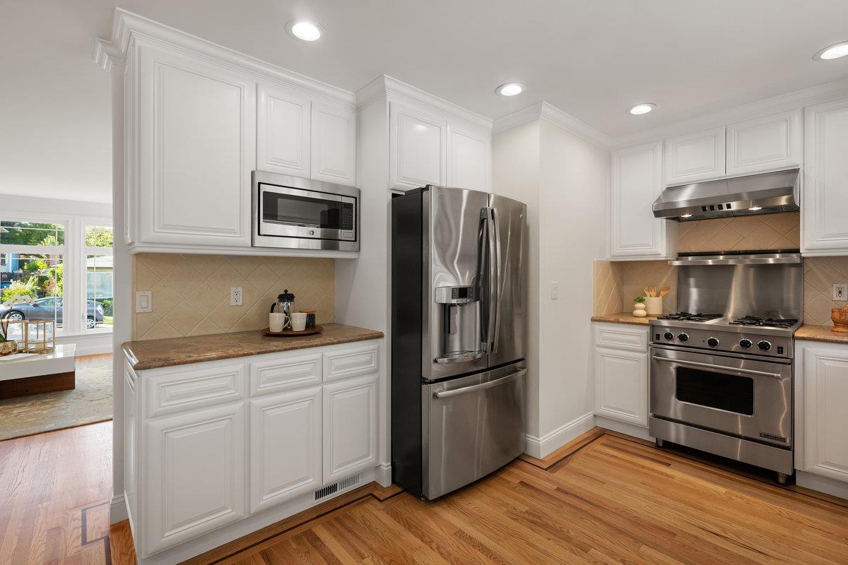 Detail Gallery Image 14 of 58 For 1793 Holly Ave, San Bruno,  CA 94066 - 3 Beds | 2 Baths