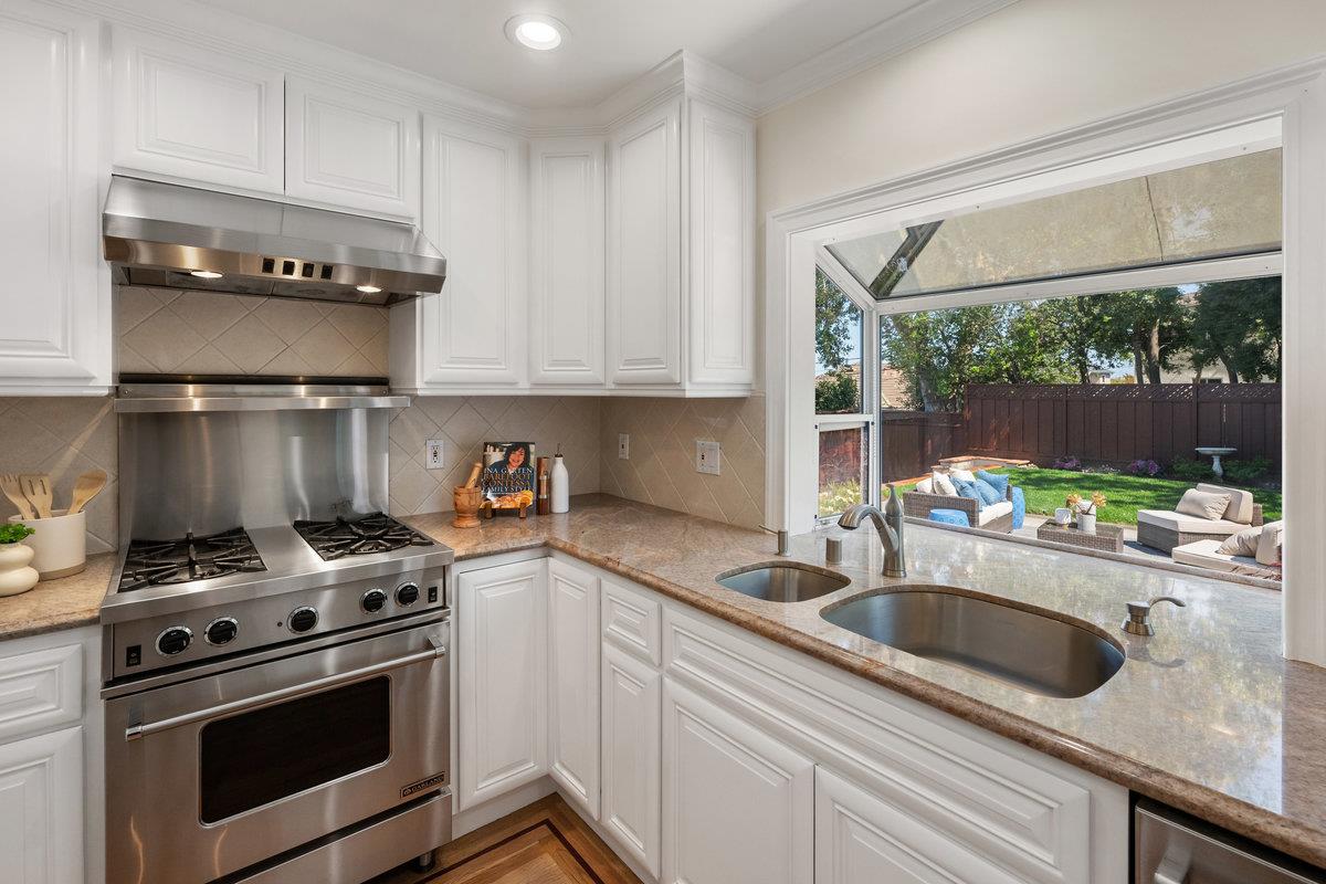 Detail Gallery Image 15 of 58 For 1793 Holly Ave, San Bruno,  CA 94066 - 3 Beds | 2 Baths