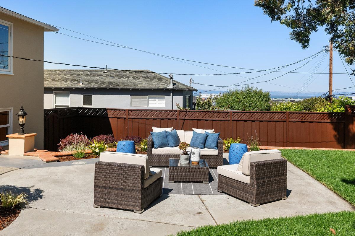 Detail Gallery Image 32 of 58 For 1793 Holly Ave, San Bruno,  CA 94066 - 3 Beds | 2 Baths