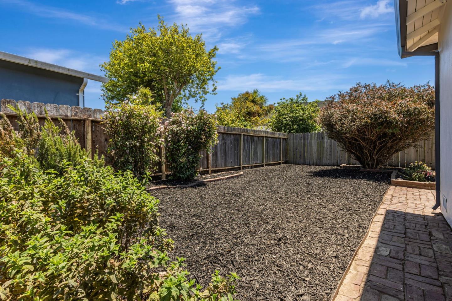 Detail Gallery Image 28 of 64 For 1440 Serra Dr, Pacifica,  CA 94044 - 3 Beds | 1 Baths